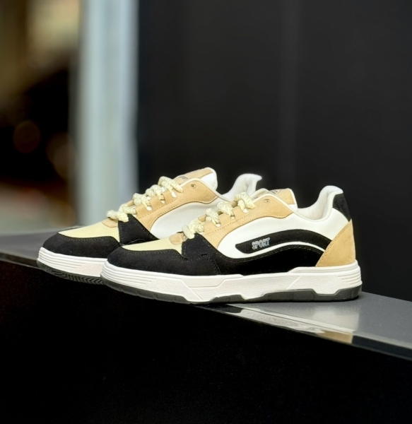 کتونی اسپرت کرم