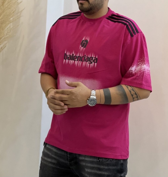 "تیشرت پیسوله بالنسیگا"