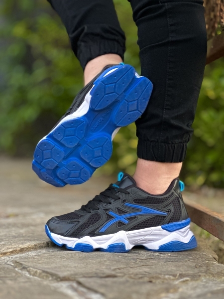 کتونی حراجی سایز میانه ASICS NEW مشکی آبی