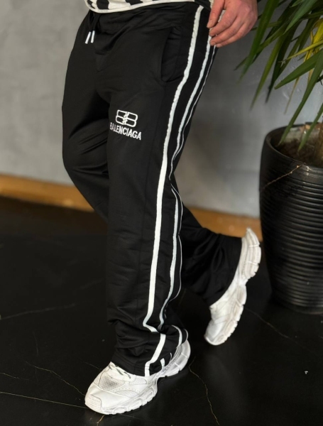 شلوار اسلش بغل نوار سه خط NEW BALENCIAGA مشکی