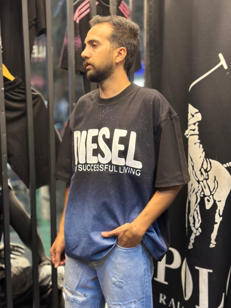 "تیشرت با چاپ پفکی دیزل "