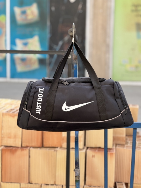 ساک ورزشی(لوازم ورزشی)