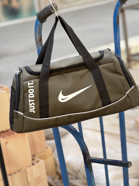 ساک ورزشی(لوازم ورزشی)