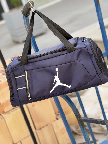 ساک ورزشی(لوازم ورزشی)