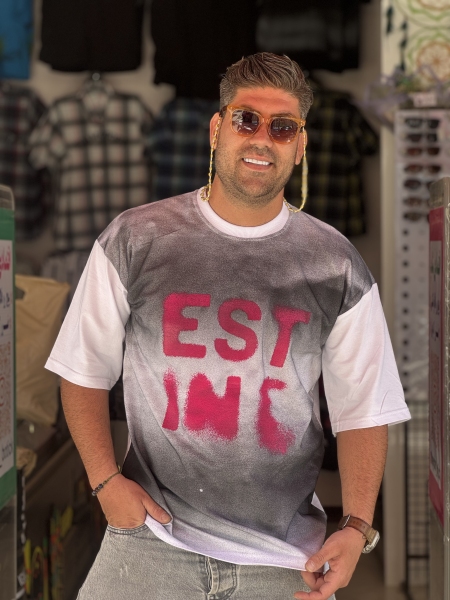 تیشرت کاستوم شده . پوشاک عمده با کیفیت