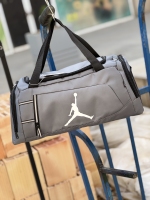 ساک ورزشی(لوازم ورزشی)