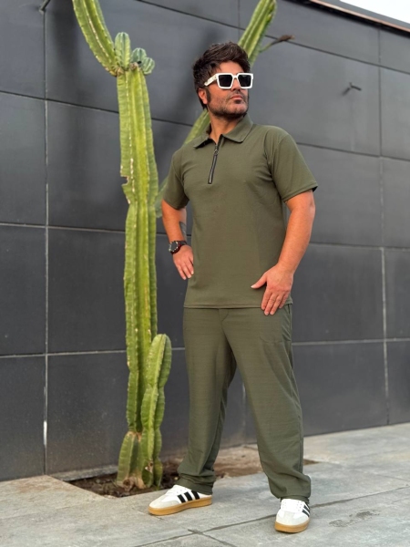 ست تیشرت نیم زیپ و اسلش زیتونی